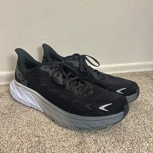 Men’s Hoka Arahi 6 - Size 13